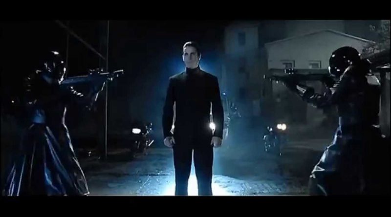 Una scena di Equilibrium, film del 2002 con Christian Bale